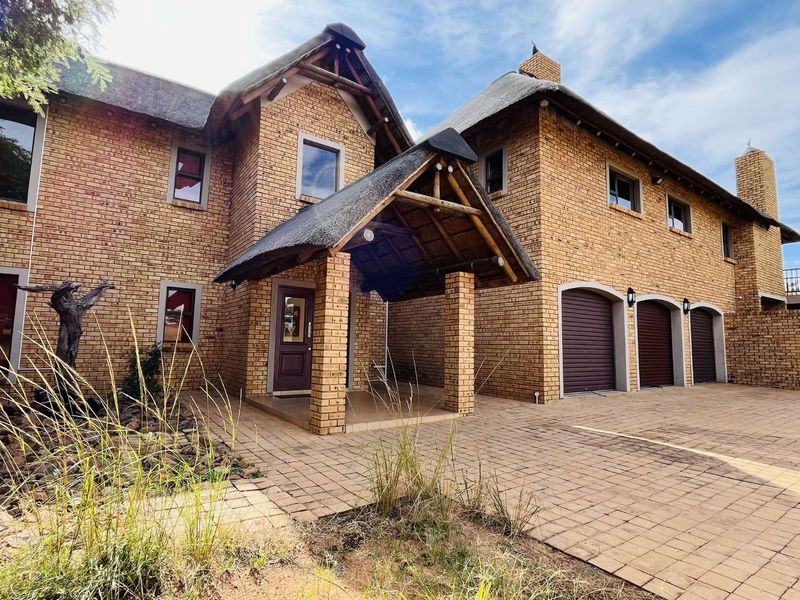 House For Sale in Zebula Golf Estate - Photo 2