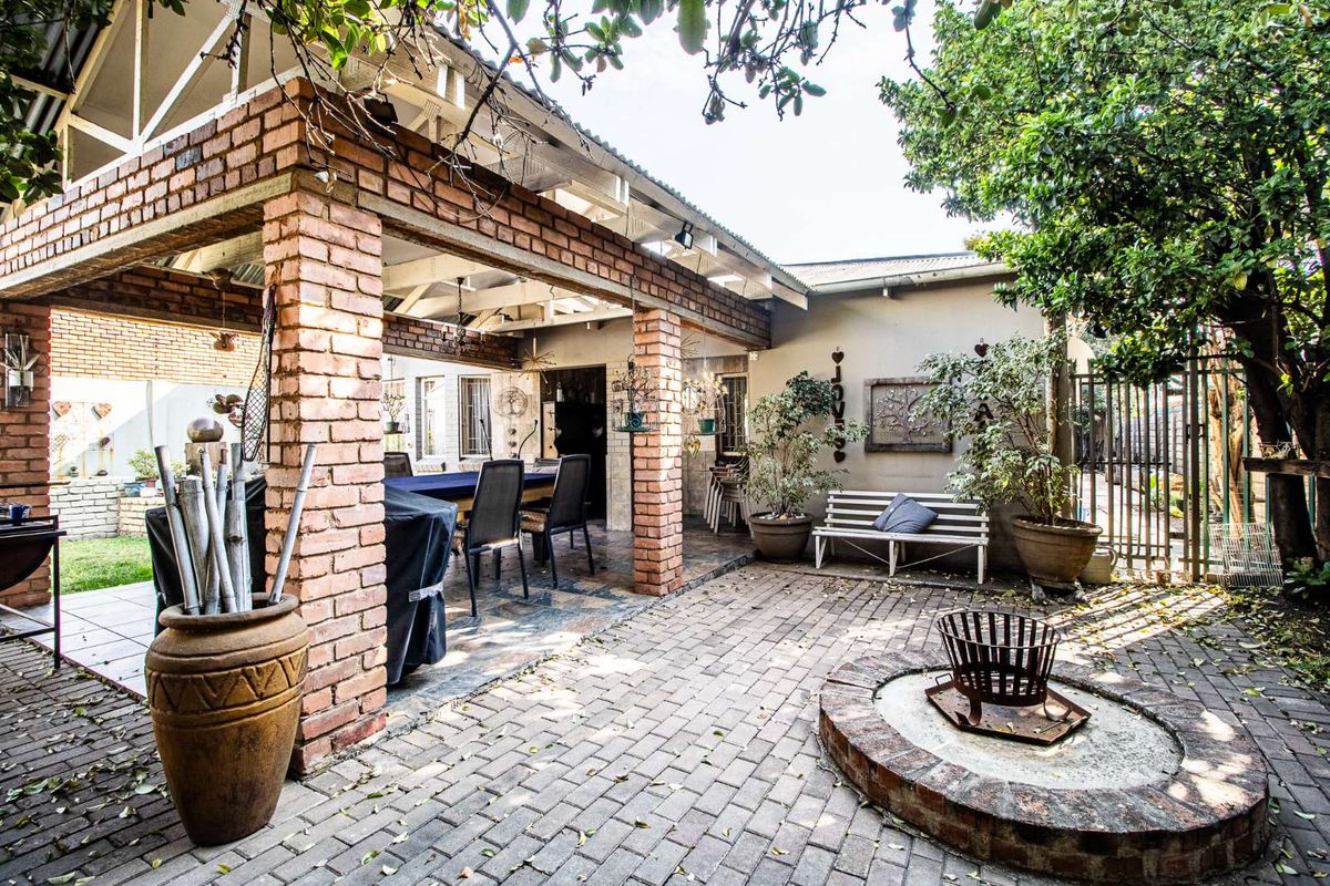 House For Sale in Villieria - Photo 3