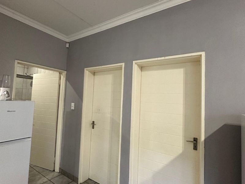 Apartment For Sale in Universitas - Photo 7