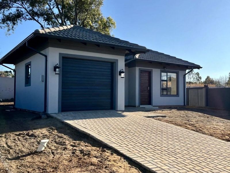 House For Sale in Klerksoord - Photo 3