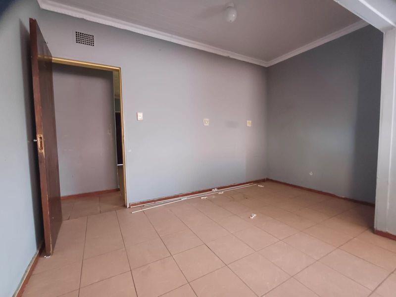 House For Sale in Randlespark - Photo 10