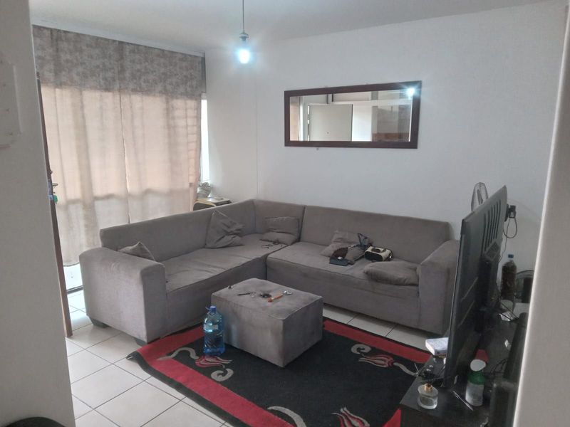 Apartment For Sale in Muckleneuk - Photo 3