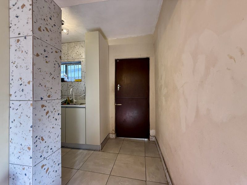 House For Sale in Illiondale - Photo 9