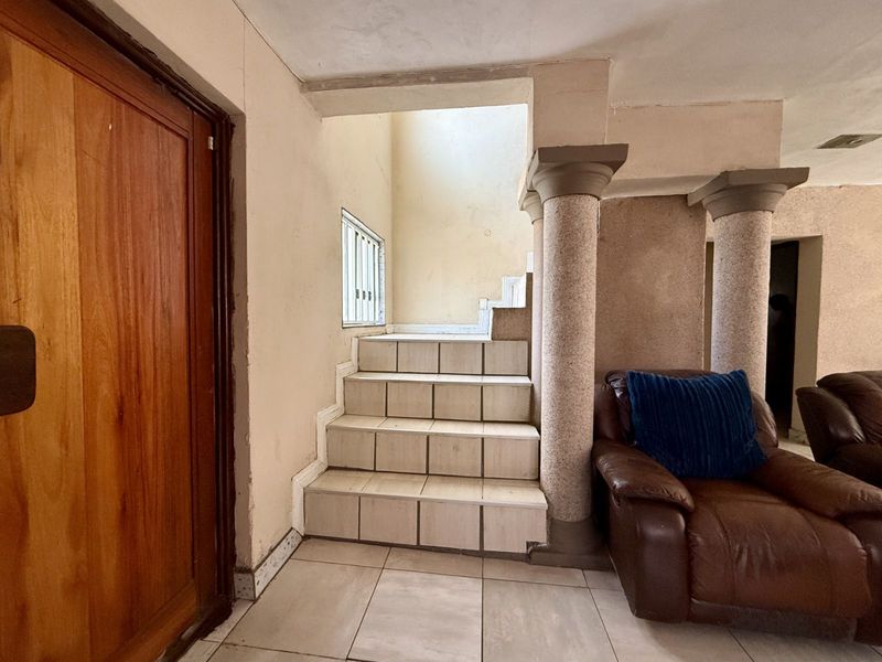 House For Sale in Illiondale - Photo 3