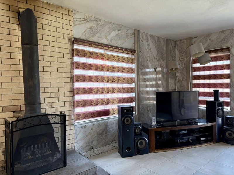 House For Sale in Illiondale - Photo 6