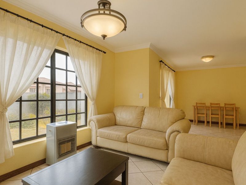 Townhouse For Sale in Kosmosdal - Photo 9