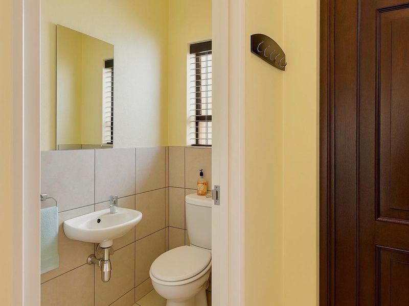 Townhouse For Sale in Kosmosdal - Photo 5