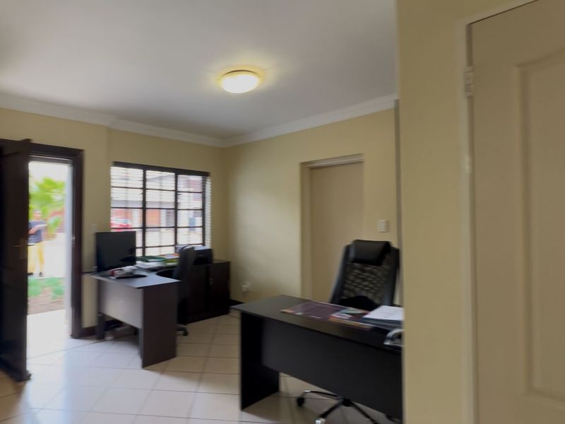 Townhouse For Sale in Kosmosdal - Photo 4