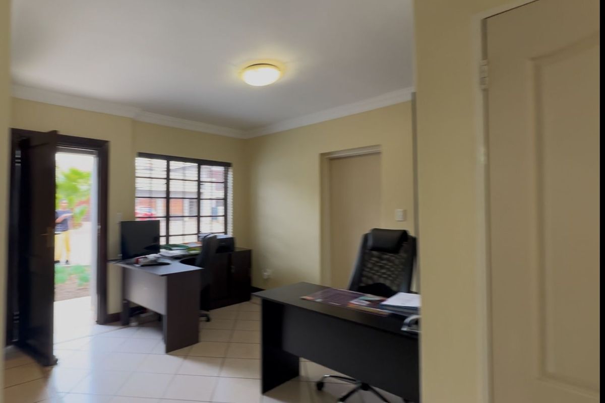 Townhouse For Sale in Kosmosdal - Photo 4