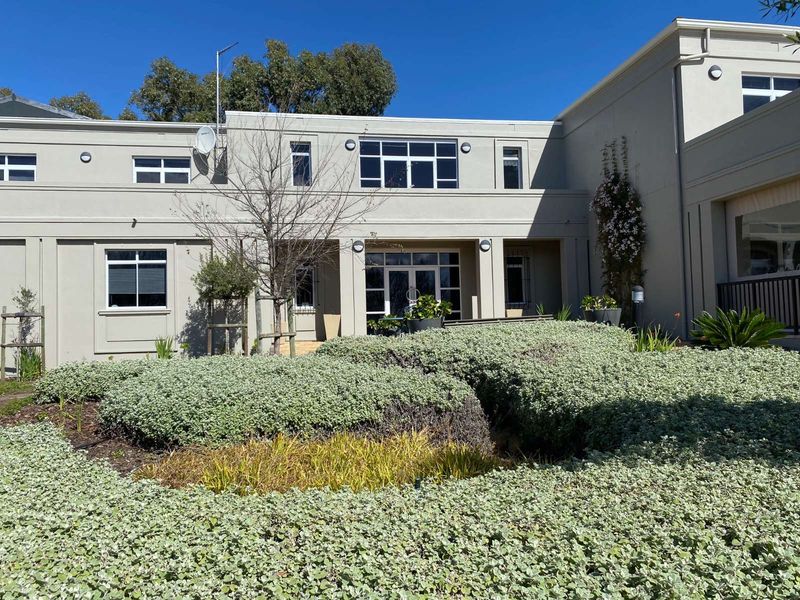 Commercial To Rent in Silvertree Estate - Photo 2