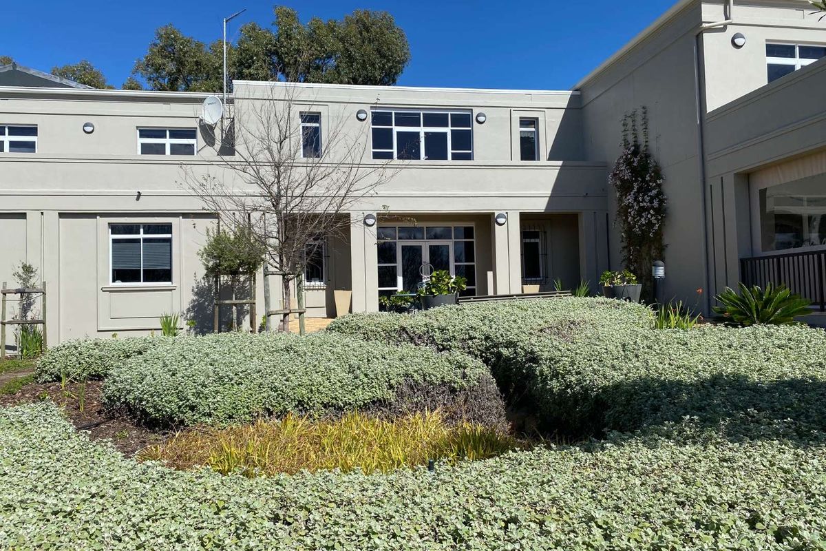 Commercial To Rent in Silvertree Estate - Photo 2