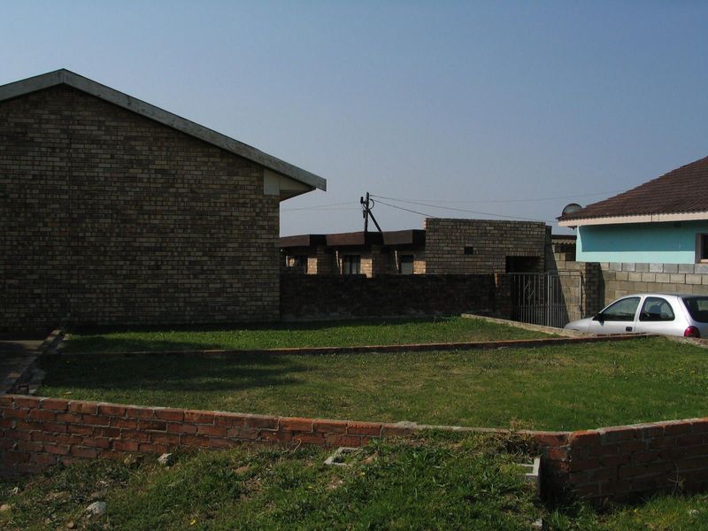 House For Sale in Palm Ridge - Photo 5