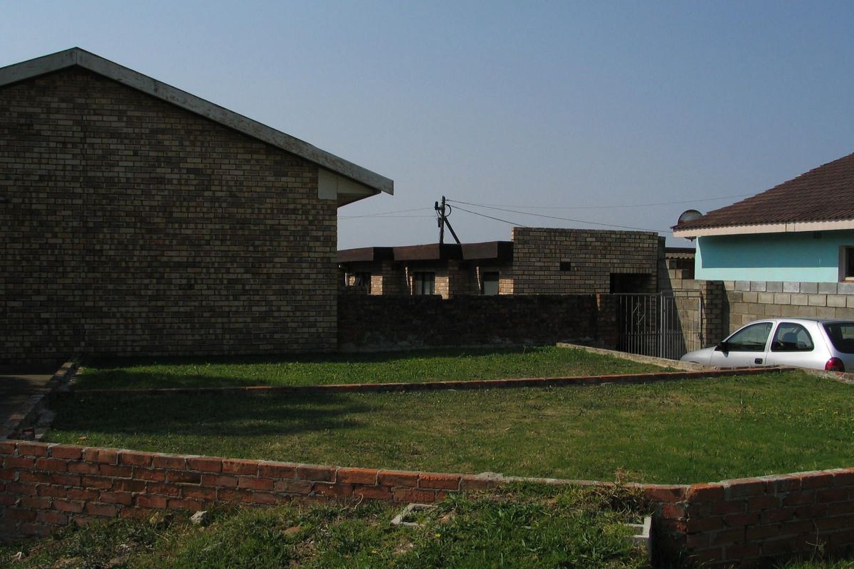 House For Sale in Palm Ridge - Photo 5