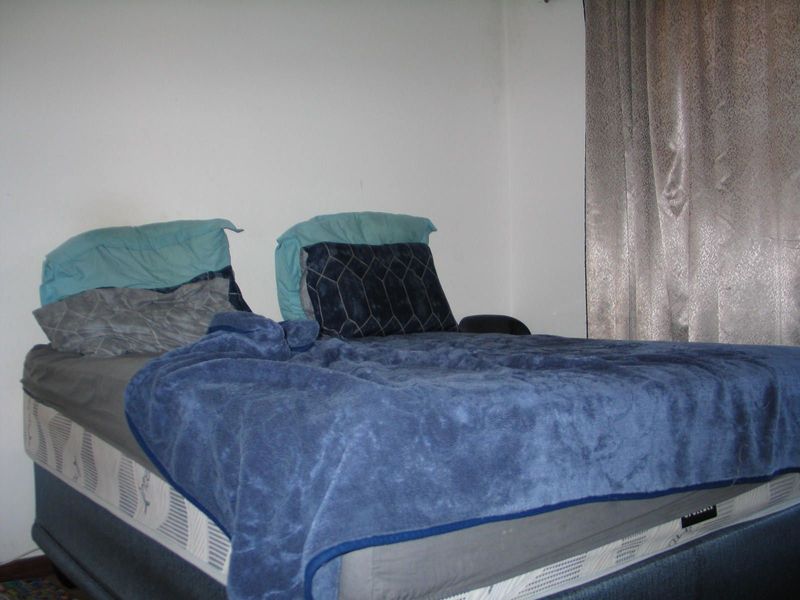 House For Sale in Palm Ridge - Photo 10