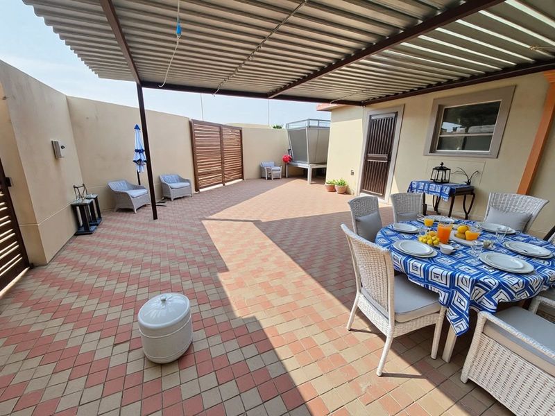 House For Sale in Riverside View - Photo 2
