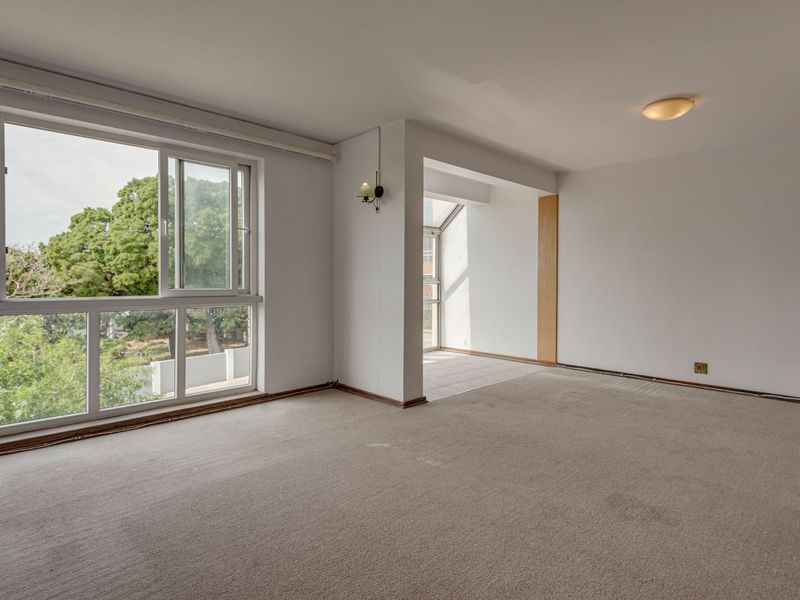 Apartment For Sale in Richmond Hill - Photo 7