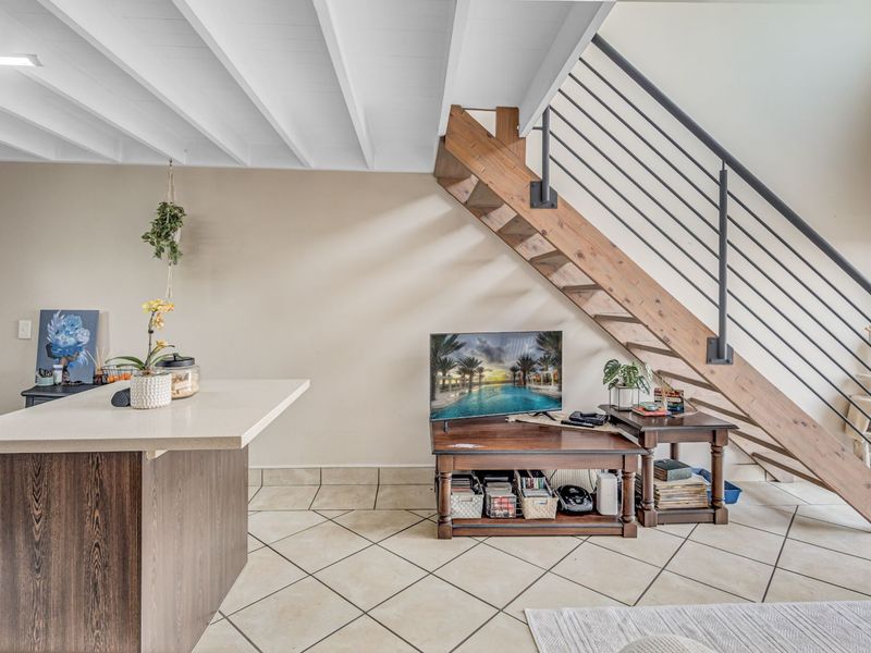 Apartment For Sale in Douglasdale - Photo 6