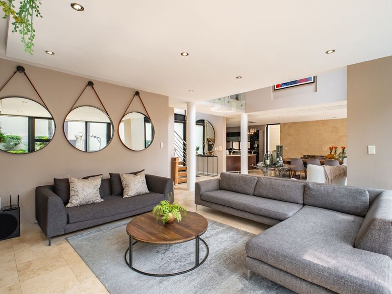 Townhouse For Sale in Bryanston - Photo 5