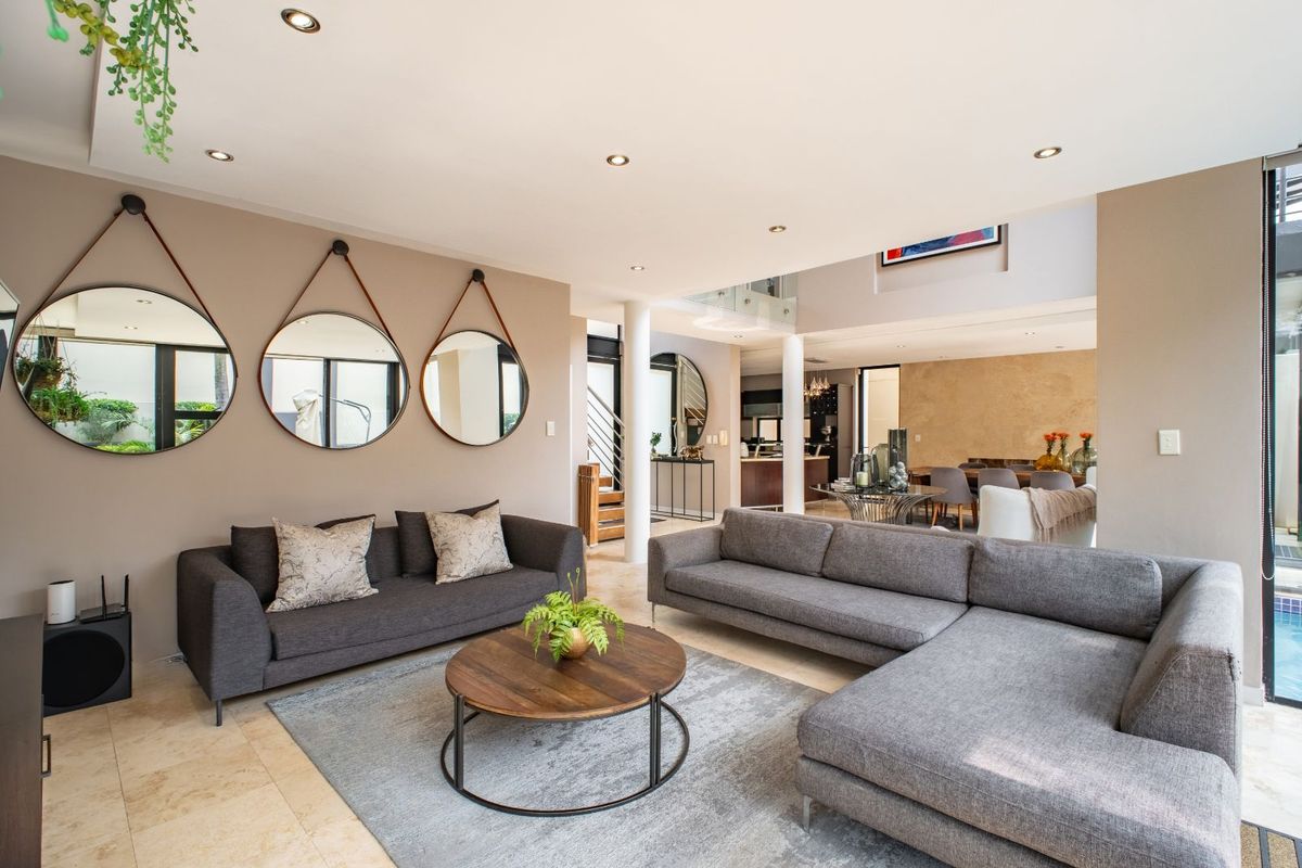 Townhouse For Sale in Bryanston - Photo 5