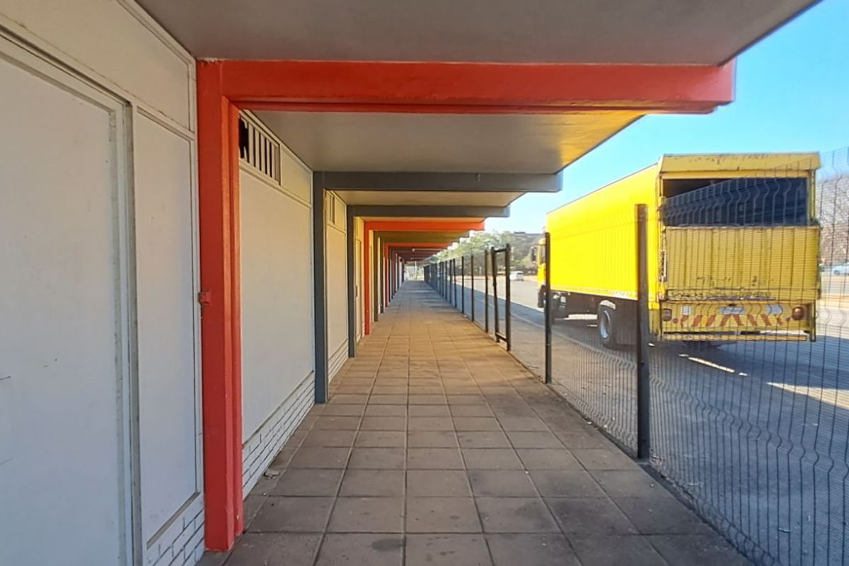 Office For Sale in Kilner Park - Photo 3