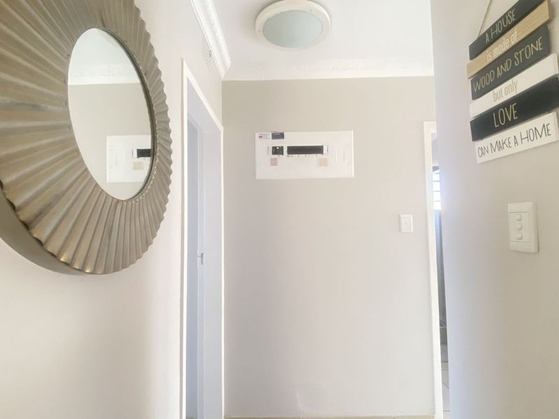 Apartment For Sale in Amanzimtoti - Photo 7