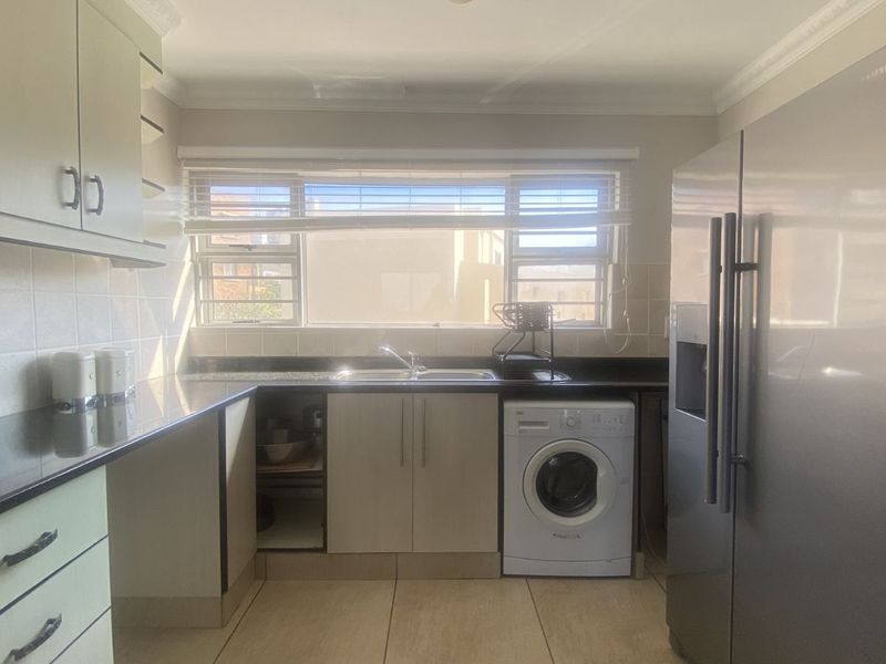 Apartment For Sale in Amanzimtoti - Photo 6