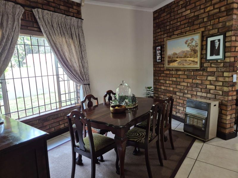 House For Sale in Strijdompark - Photo 7