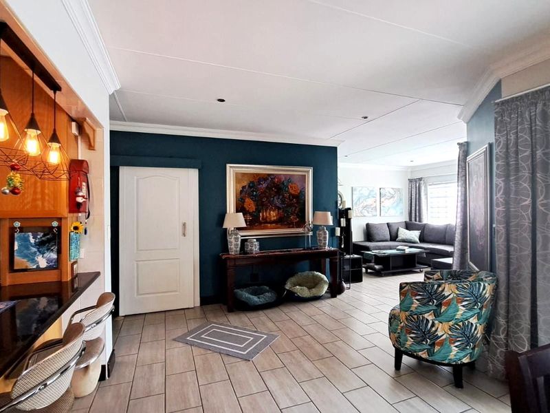 House For Sale in Amberfield Glen - Photo 9