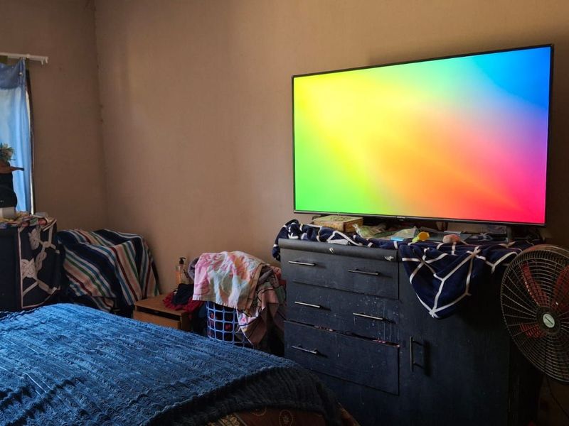 House For Sale in Mountain View - Photo 8