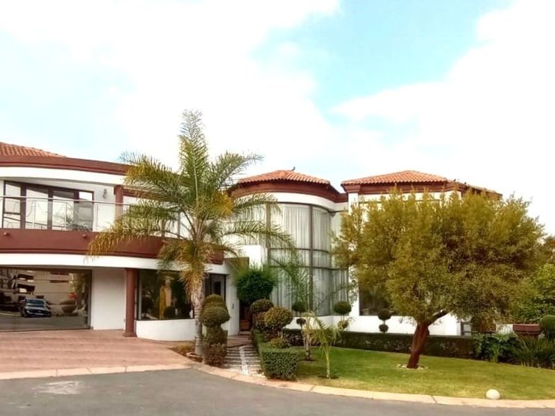House For Sale in Blue Valley Golf Estate - Photo 2