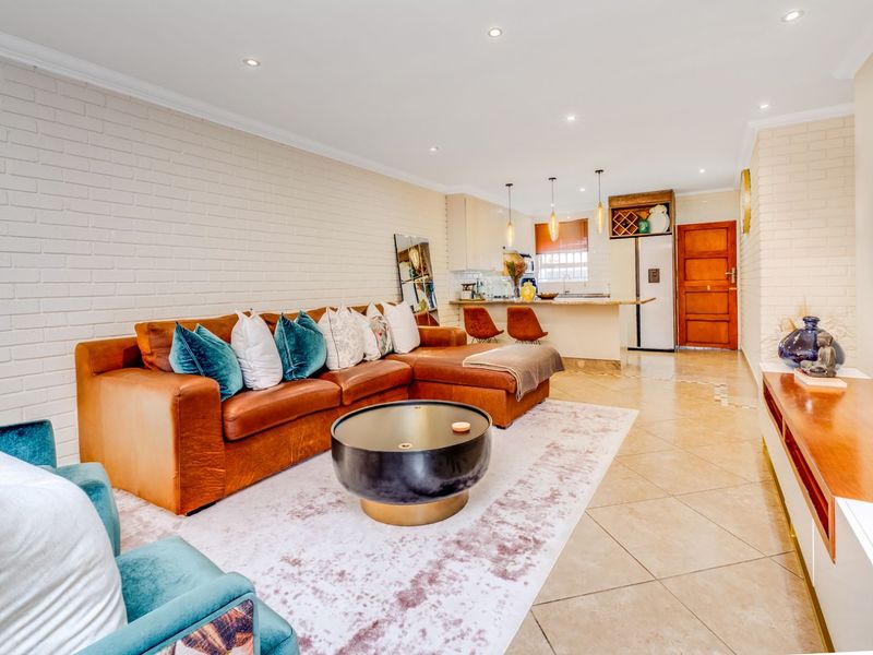 Townhouse For Sale in Krugersdorp North - Photo 7