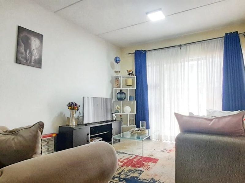 Apartment For Sale in Witpoortjie - Photo 7