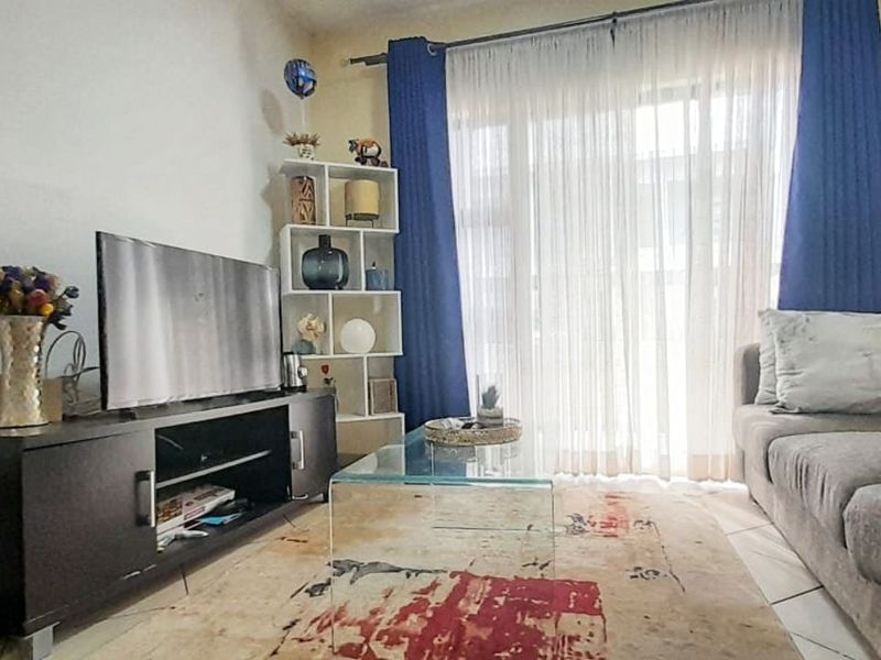 Apartment For Sale in Witpoortjie - Photo 6