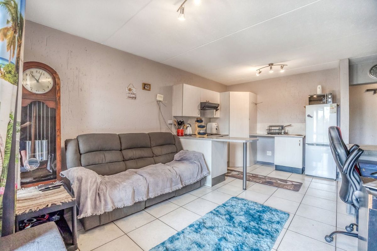Apartment For Sale in Ferndale - Photo 3