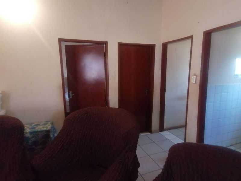 House For Sale in Phagameng - Photo 6