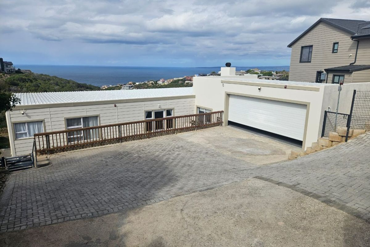 House For Sale in Dana Bay - Photo 4