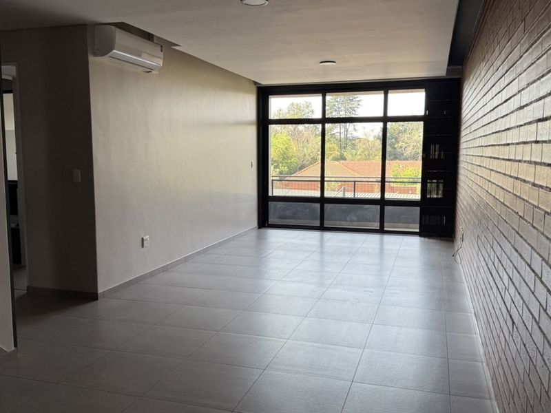 Apartment For Sale in Menlo Park - Photo 6