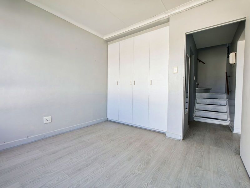 Townhouse For Sale in Hartenbos Central - Photo 9