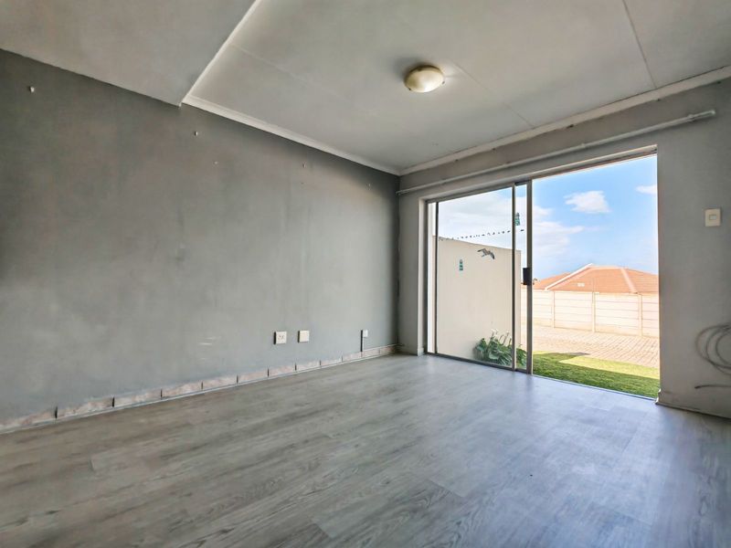 Townhouse For Sale in Hartenbos Central - Photo 7