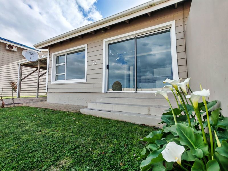 Townhouse For Sale in Hartenbos Central - Photo 3