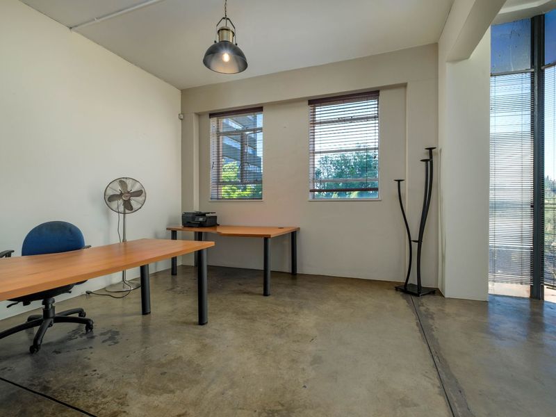 Apartment For Sale in Braamfontein Werf - Photo 8
