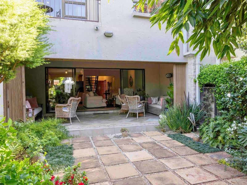 Townhouse For Sale in Fairland - Photo 3