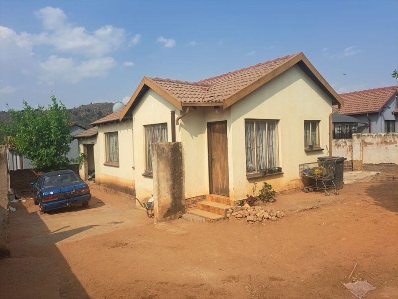 House For Sale in Mamelodi East - Photo 2
