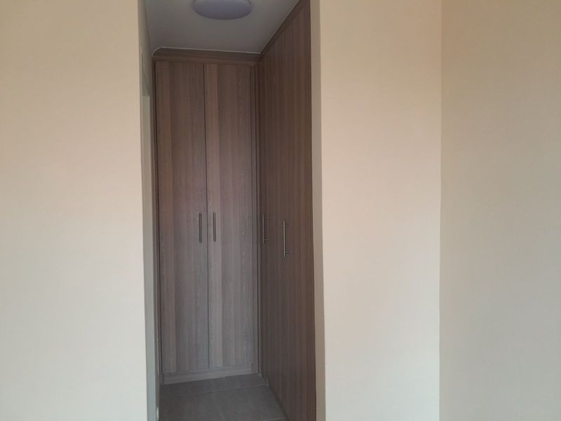 Townhouse For Sale in Amandasig - Photo 3