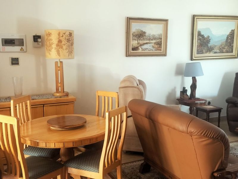 Townhouse For Sale in Equestria - Photo 6