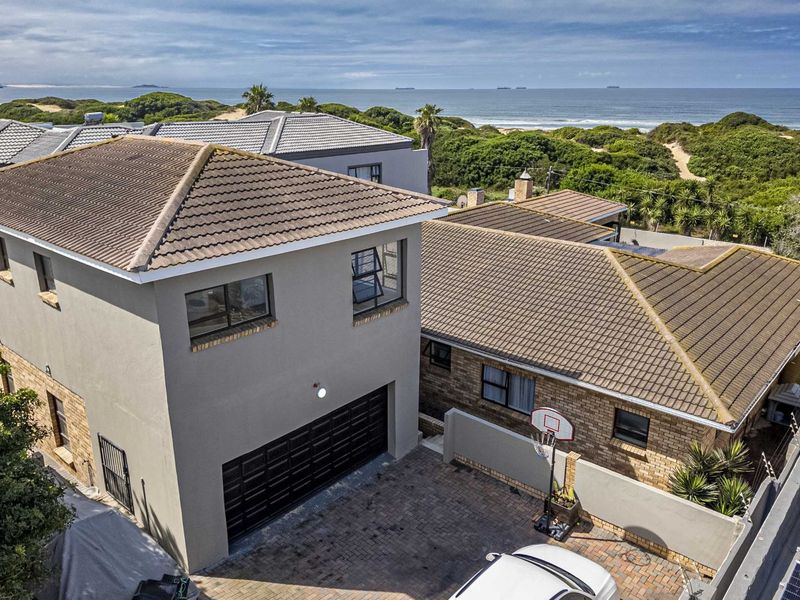 House For Sale in Bluewater Bay - Photo 2