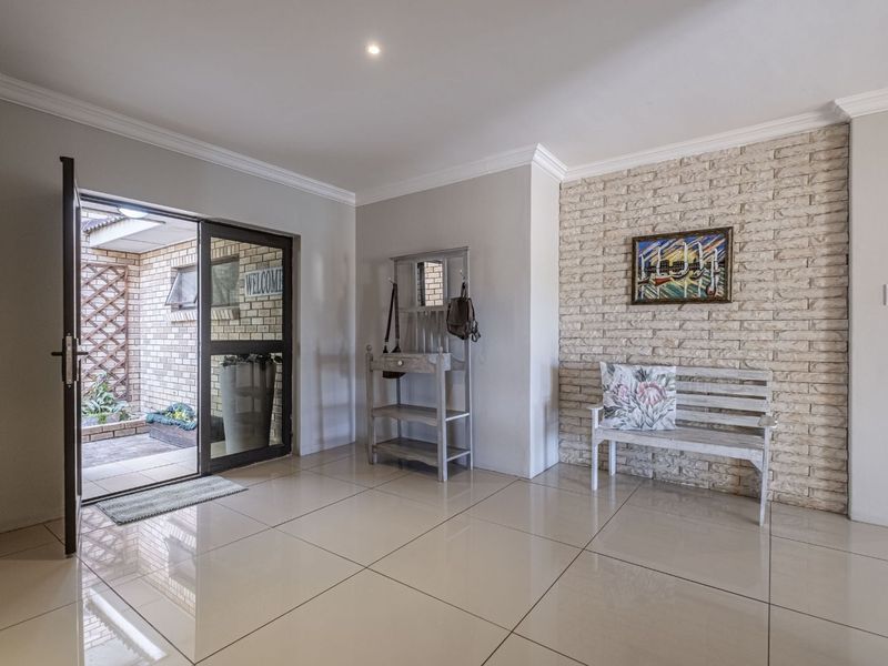 House For Sale in Bluewater Bay - Photo 5