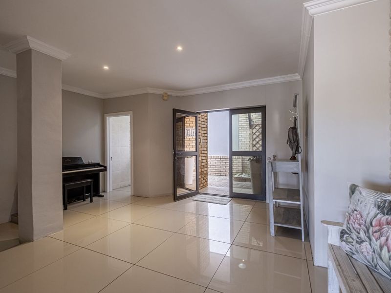 House For Sale in Bluewater Bay - Photo 6