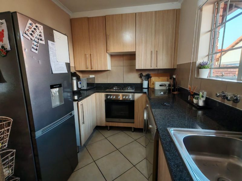 Townhouse For Sale in Monavoni - Photo 7