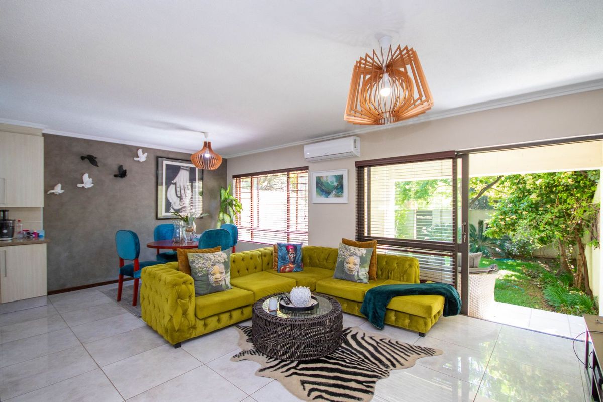 Townhouse For Sale in Broadacres - Photo 2